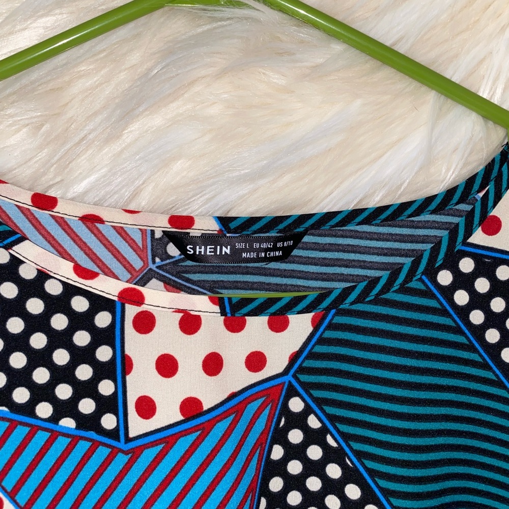 Top - SHEIN - Picture 3 of 4